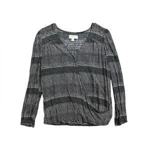 Black & white wrap top